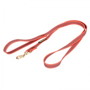 Оранжевый поводок для собаки